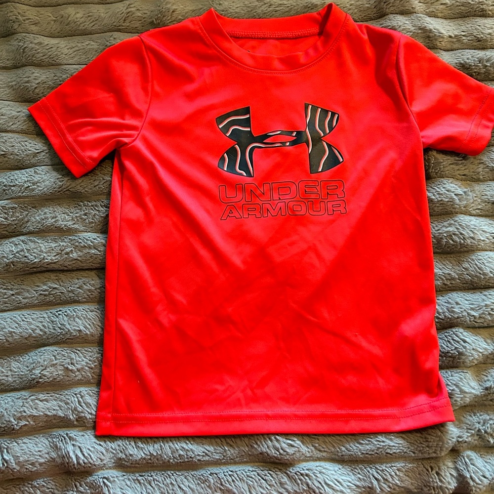 Under Armour kids tee